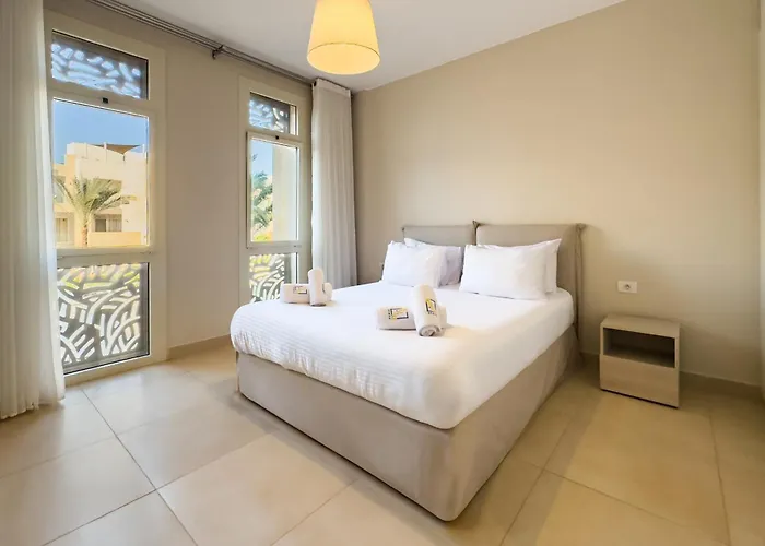 Apartment Neat & Neutral 1bdr Pool Front Mangroovy Hurghada