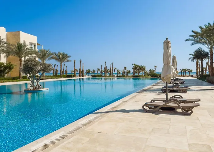 Neat & Neutral 1bdr Pool Front Mangroovy Apartment Hurghada